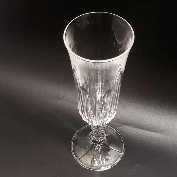 Elegant Vintage Victoria by Royal Crystal Rock Champagne Glass RCR Made in Italy - Picture 12 of 17